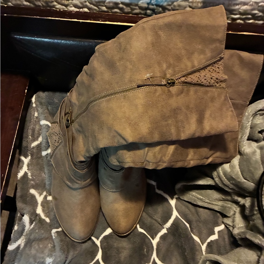 Brown Women's Boots
